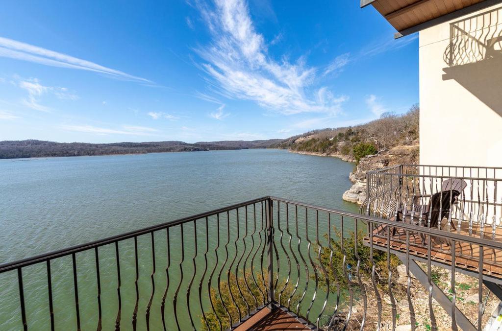 Holiday home D'monaco On Table Rock Lake Ridgedale